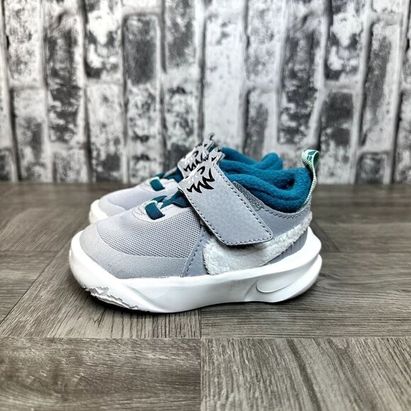 Nike Team Hustle 10 Lil Wolf Gray/White Infant size 4c - Picture 6 of 9